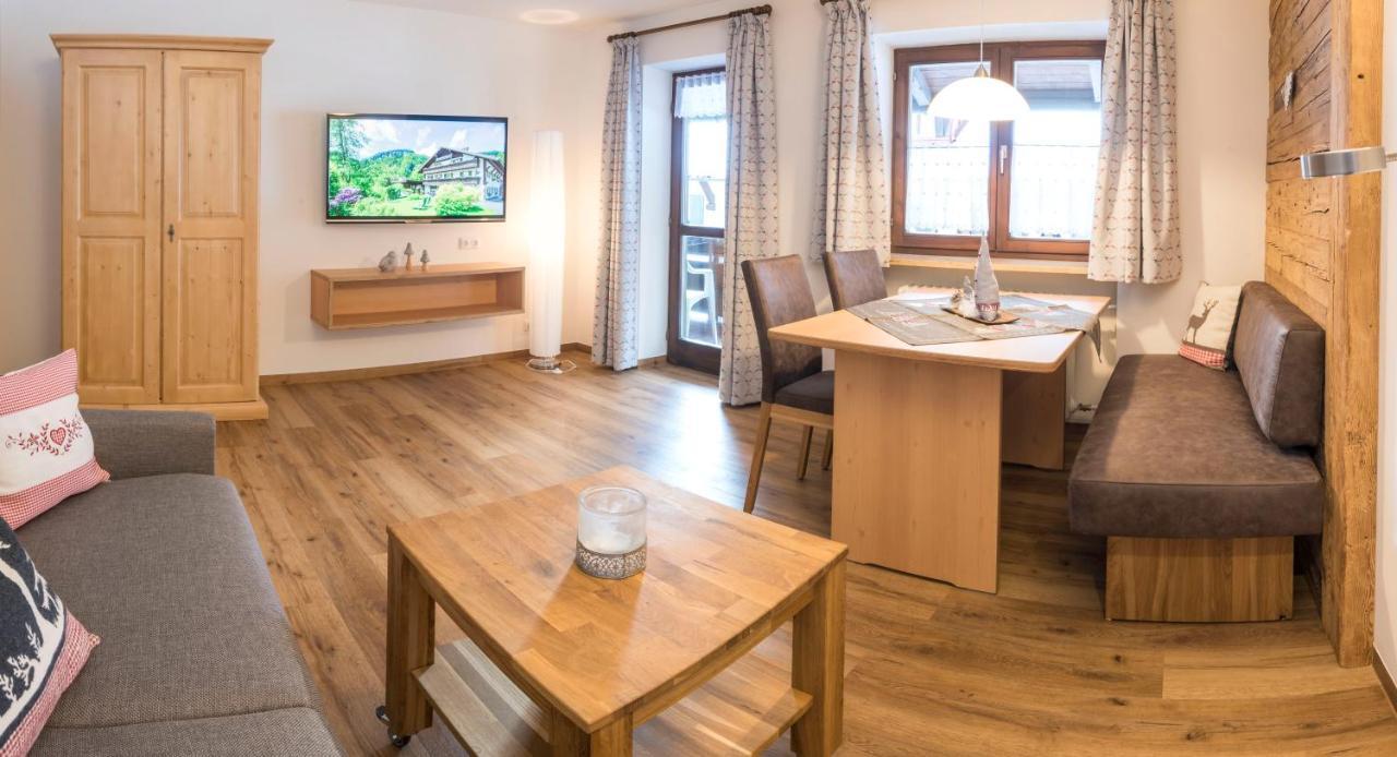Gschwenderhaus Ferienwohnungen Oberstdorf Extérieur photo